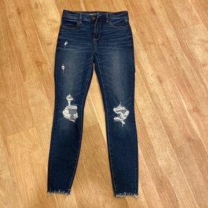 American Eagle size 2 distressed jeans